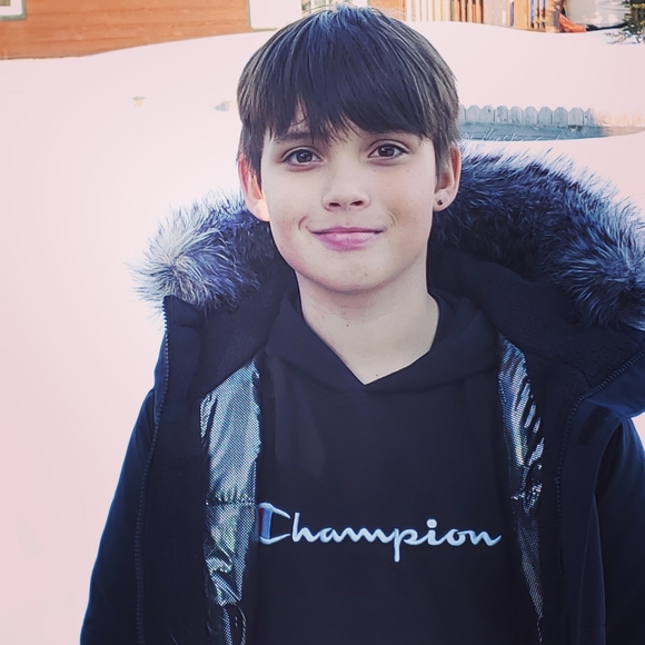 Meet your Posher, Jessica - Picture 5 of 6